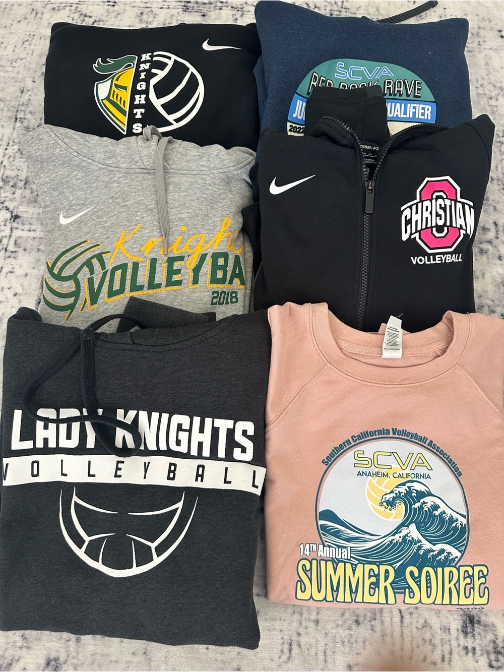 Sweatshirt Bundle Women’s/Teens - Black, Gray, Pink, Navy. XS - M